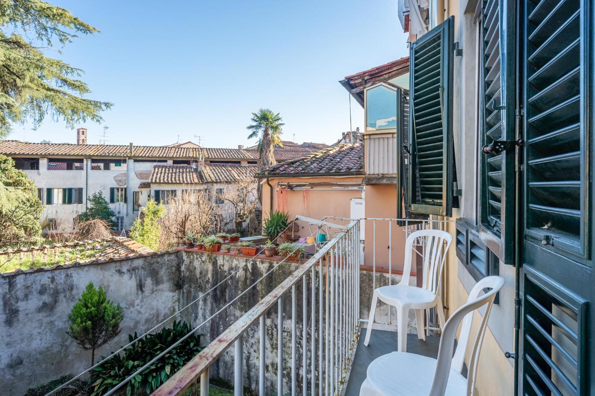 Appartamento Della Zecca - Affitti Brevi Italia Лукка Экстерьер фото
